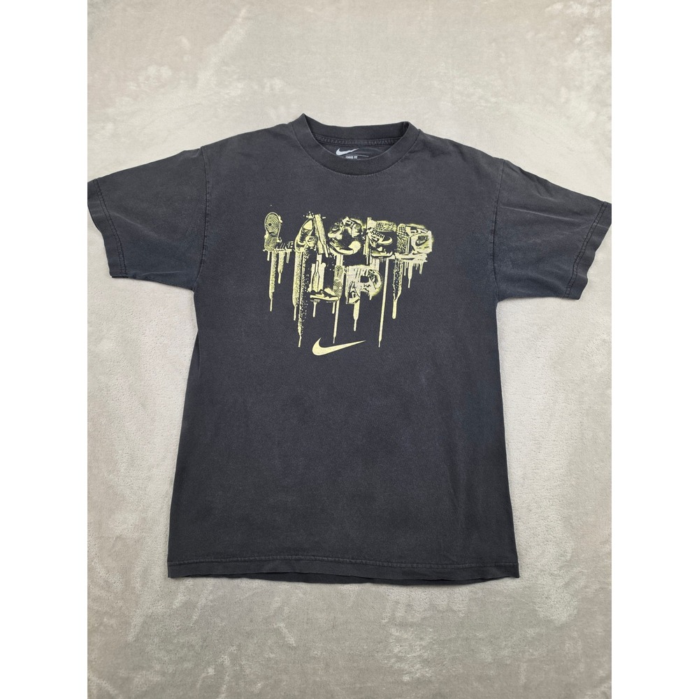Nike T-Shirt Mens Medium Fit Small Black Laced Up Drip Graphic Tee Faded